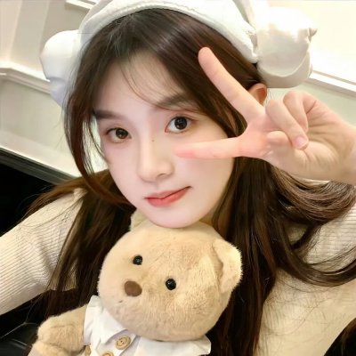 他从废墟中走来